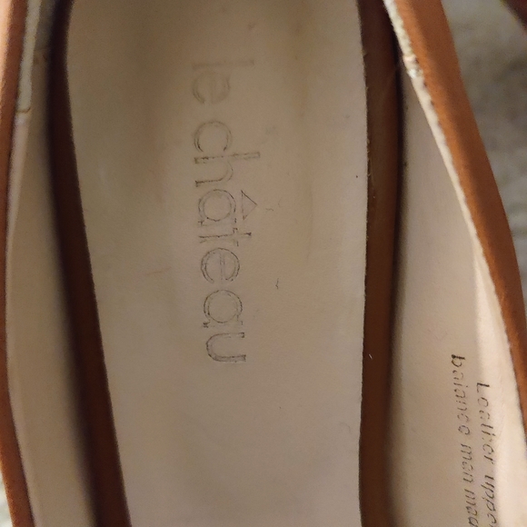 Le Chateau Burnished Leather Tan Peep Toe Pump - Picture 3 of 7